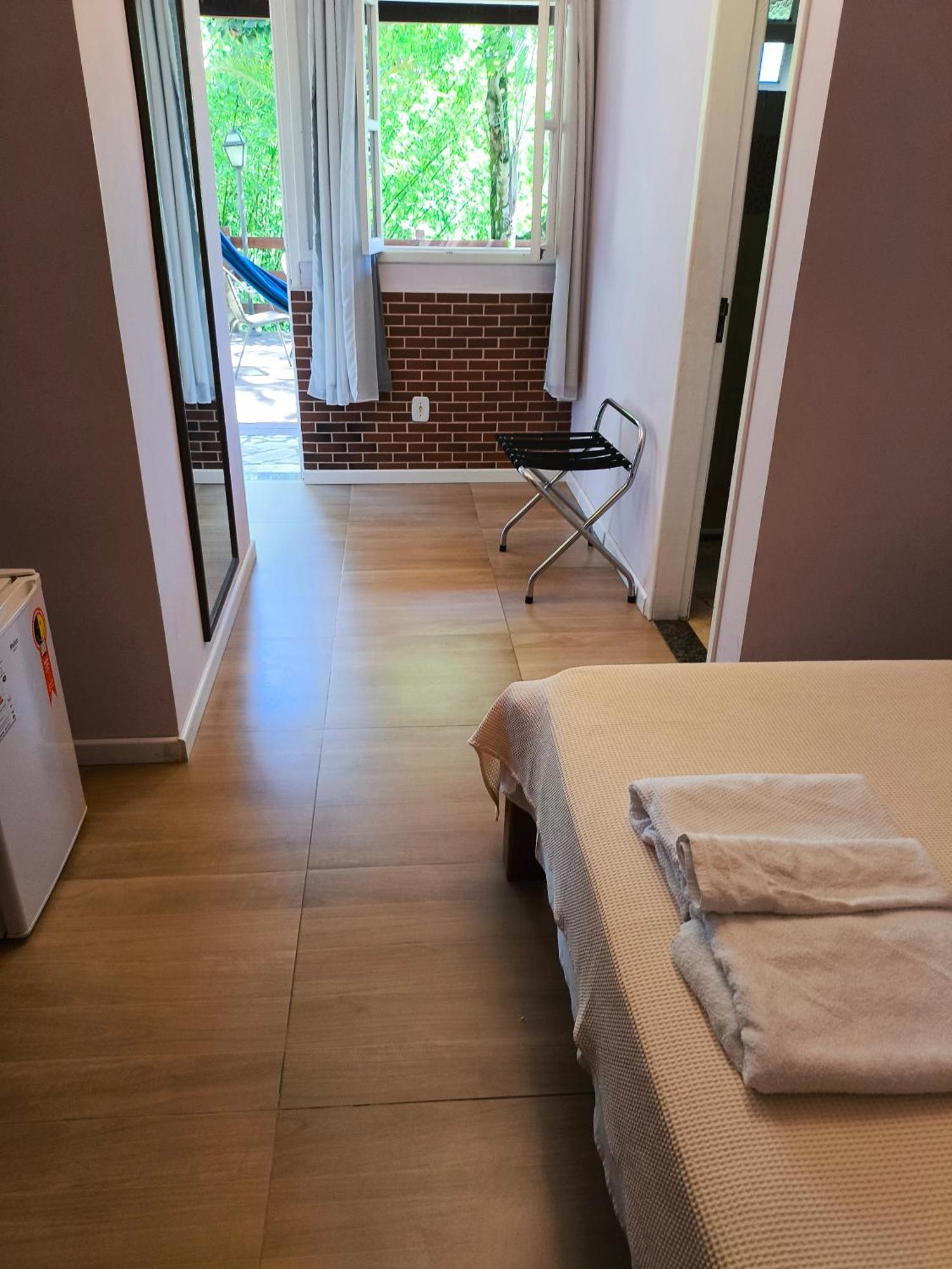 Flats Com Deque, Cozinha E Churrasqueira Conservatória Eksteriør bilde